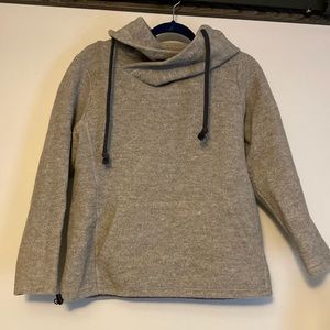 Mufflon 100% wool pullover hoodie